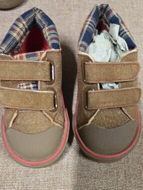 Flying Tomato Kids Brown Plaid Velcro Sneakers with Red Trim